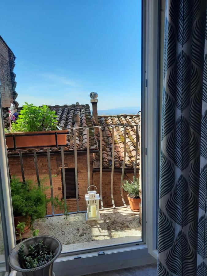 Appartamento In Palazzo Bucelli Montepulciano Exterior photo