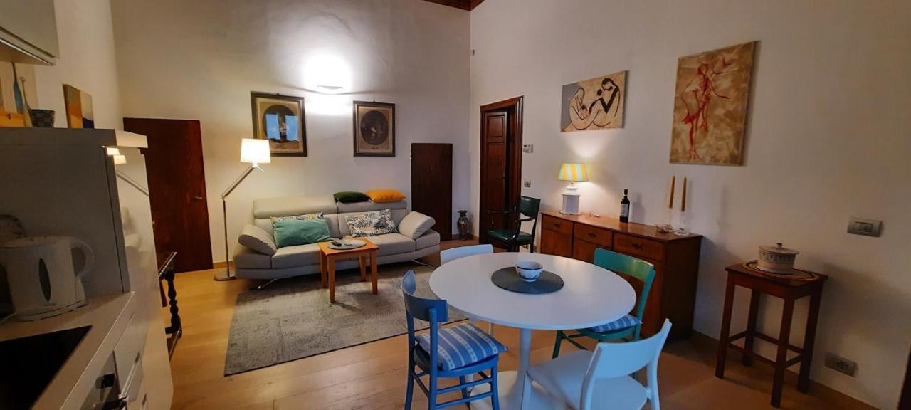 Appartamento In Palazzo Bucelli Montepulciano Exterior photo